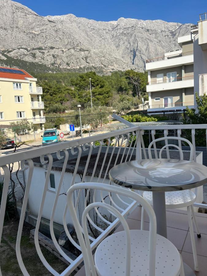 Apartments Jurisic Baška Voda Zewnętrze zdjęcie